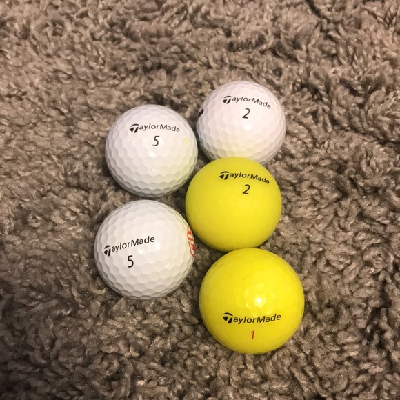 25 assorted golf balls. They are a mix of Titleist, Callaway, TaylorMade, etc. - Picture 4 of 5
